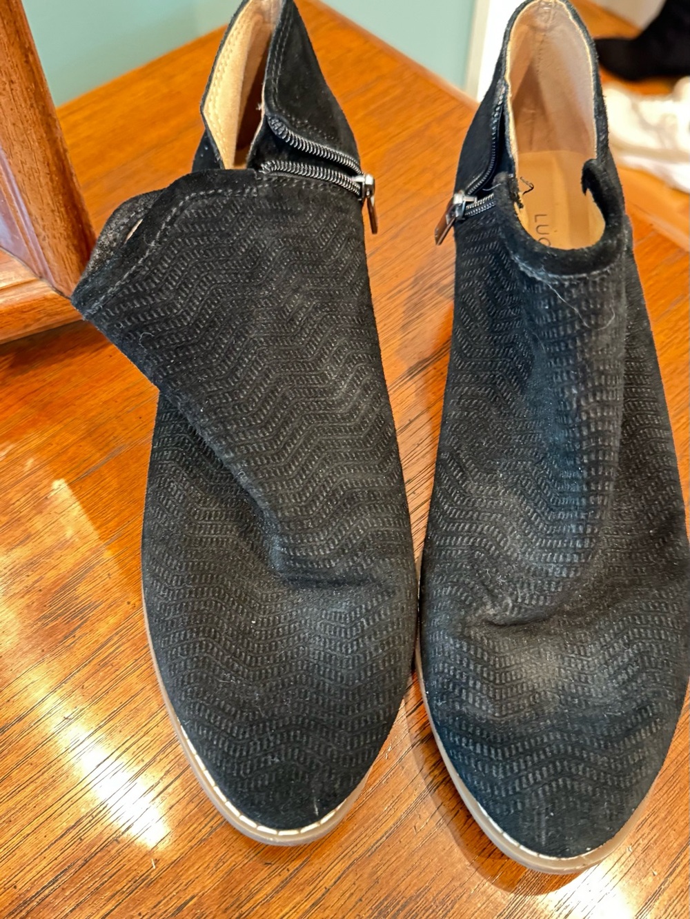 Lucky Brand Black Textured Suede Zip Ankle Booties never worn